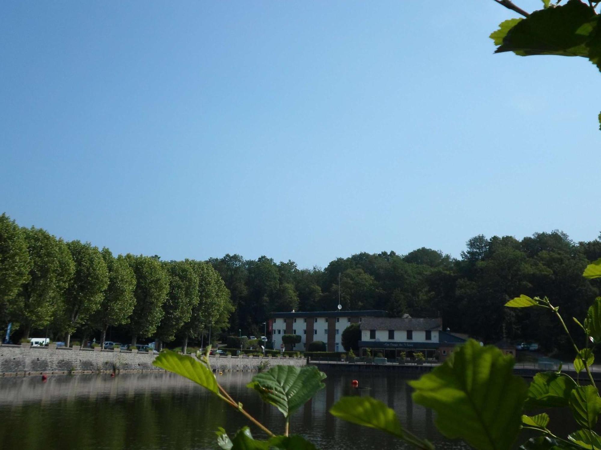 Ibis Les Etangs Des Moines Ξενοδοχείο Fourmies Εξωτερικό φωτογραφία