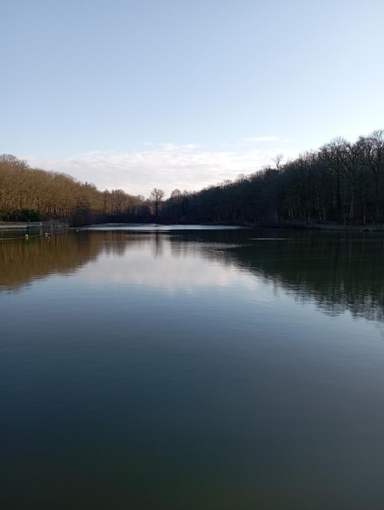 Ibis Les Etangs Des Moines Ξενοδοχείο Fourmies Εξωτερικό φωτογραφία