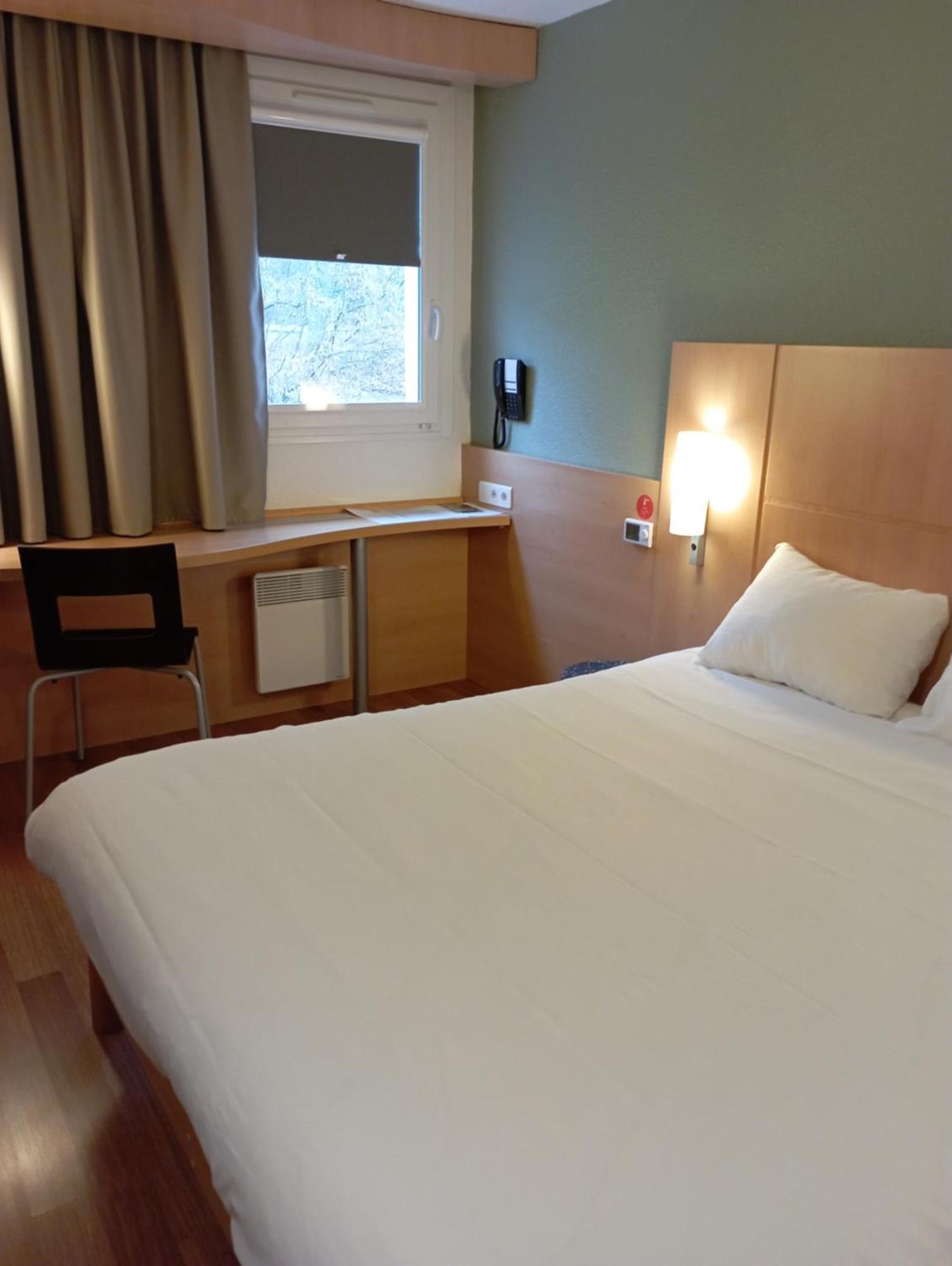 Ibis Les Etangs Des Moines Ξενοδοχείο Fourmies Εξωτερικό φωτογραφία