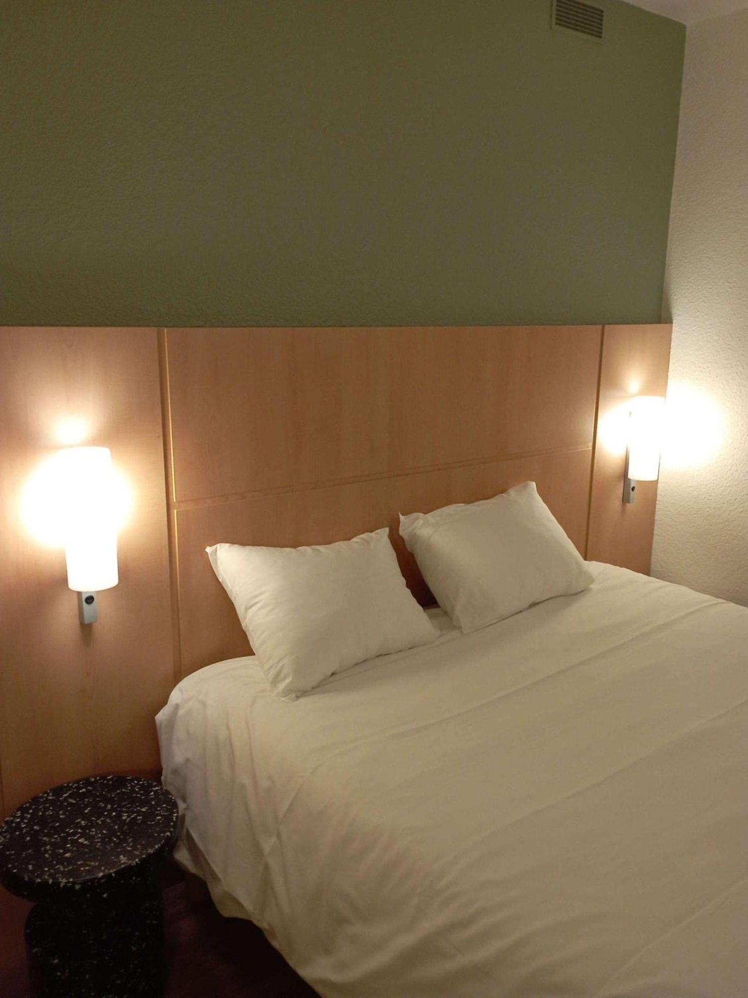 Ibis Les Etangs Des Moines Ξενοδοχείο Fourmies Εξωτερικό φωτογραφία
