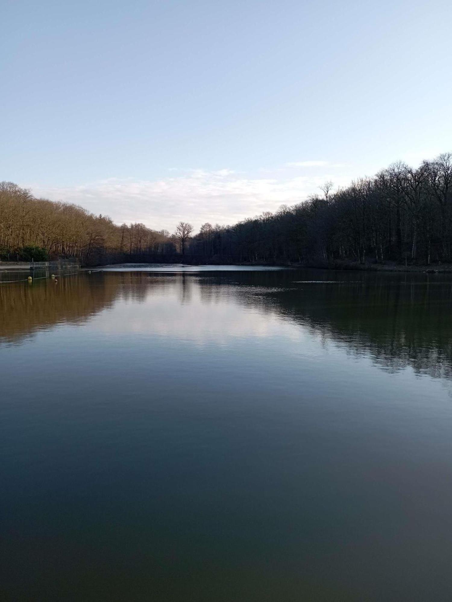 Ibis Les Etangs Des Moines Ξενοδοχείο Fourmies Εξωτερικό φωτογραφία